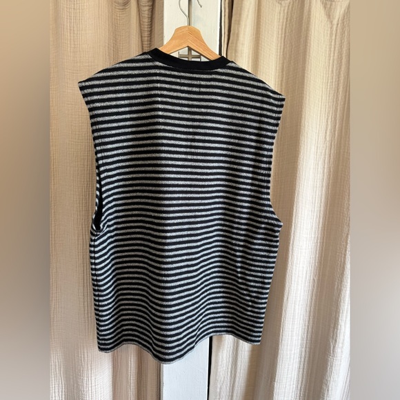 Men’s Pacsun Textured Stripe Tank- Large - Picture 7 of 9